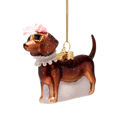 Bruine hond met parels - Vondels